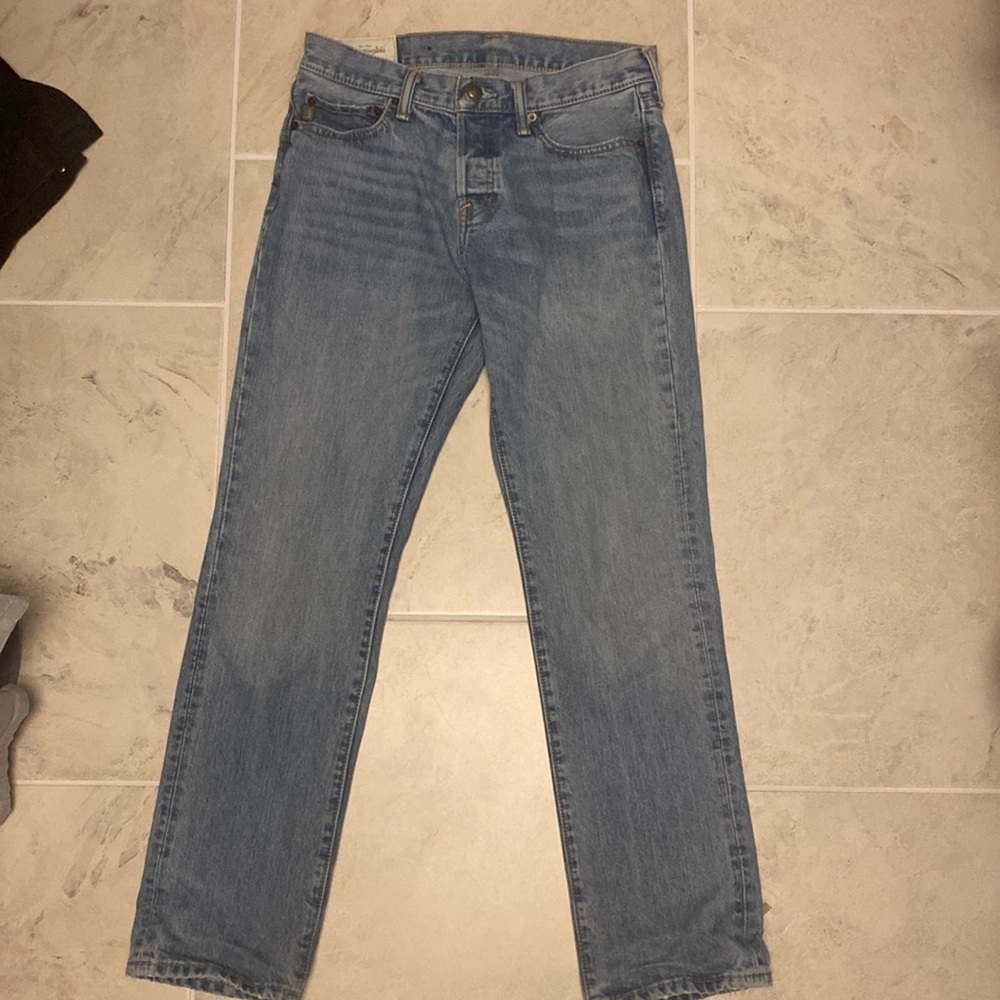 Abercrombie & Fitch Slim Straight